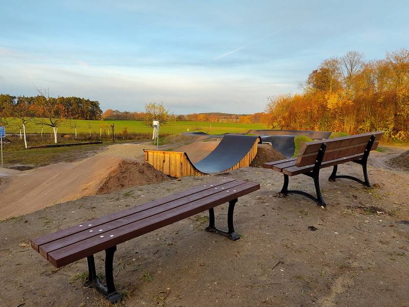 Bikepark Großenseebach - neue Bänke