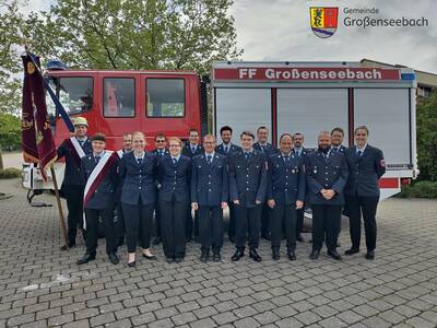 Diese Abordnung der Feuerwehr Großenseebach nahm am Segnungsgottesdienst teil.